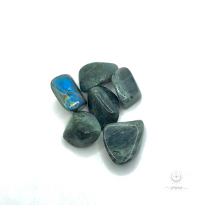 High-Flash Labradorite